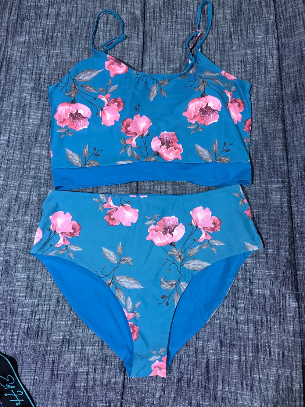 Coral Reef Women’s Blue Floral Bikini Top